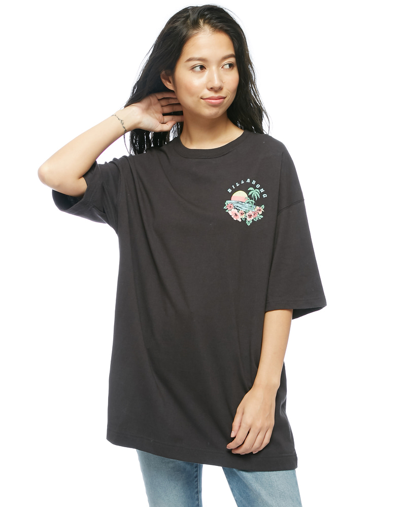 빌라봉 여성 블랙 반팔 티셔츠 (WC21ST439MUL)